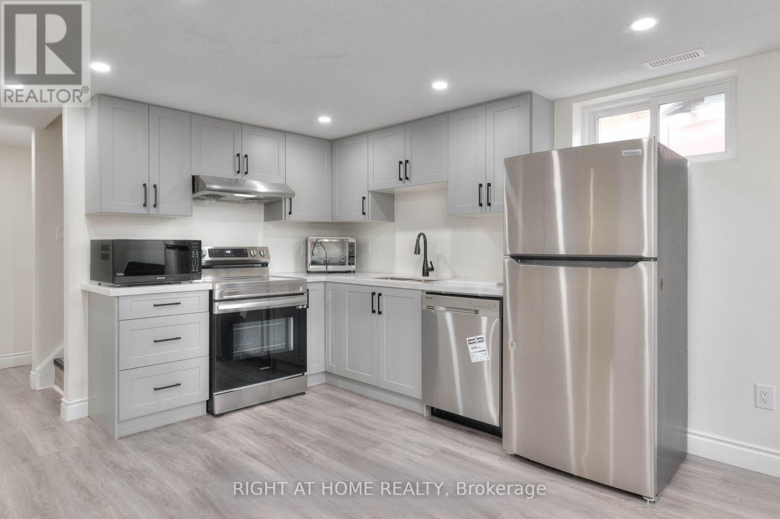 Lower - 484 Speedvale Avenue E, Guelph, Ontario  N1E 1P2 - Photo 5 - X13033378