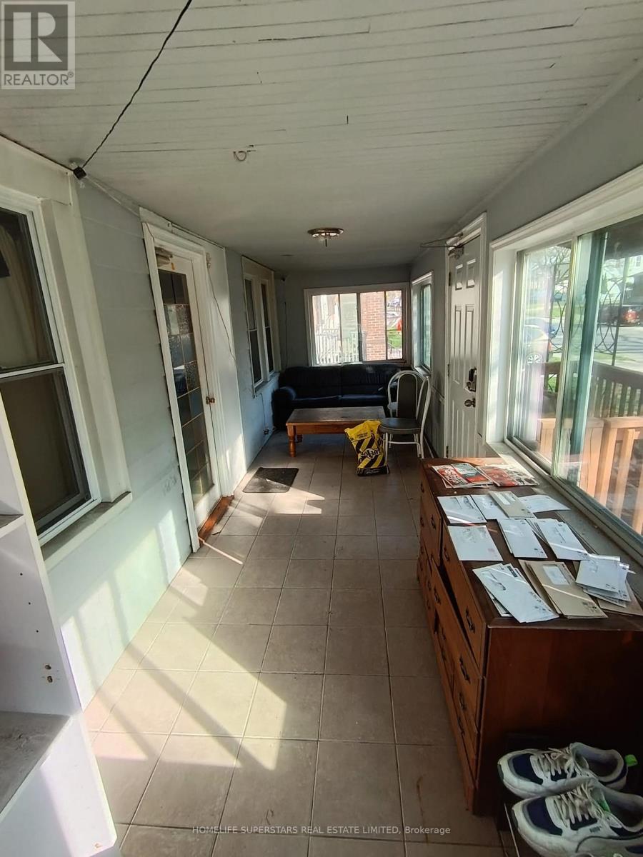 739 Campbell Avenue, Windsor, Ontario  N9B 2H6 - Photo 31 - X13033382