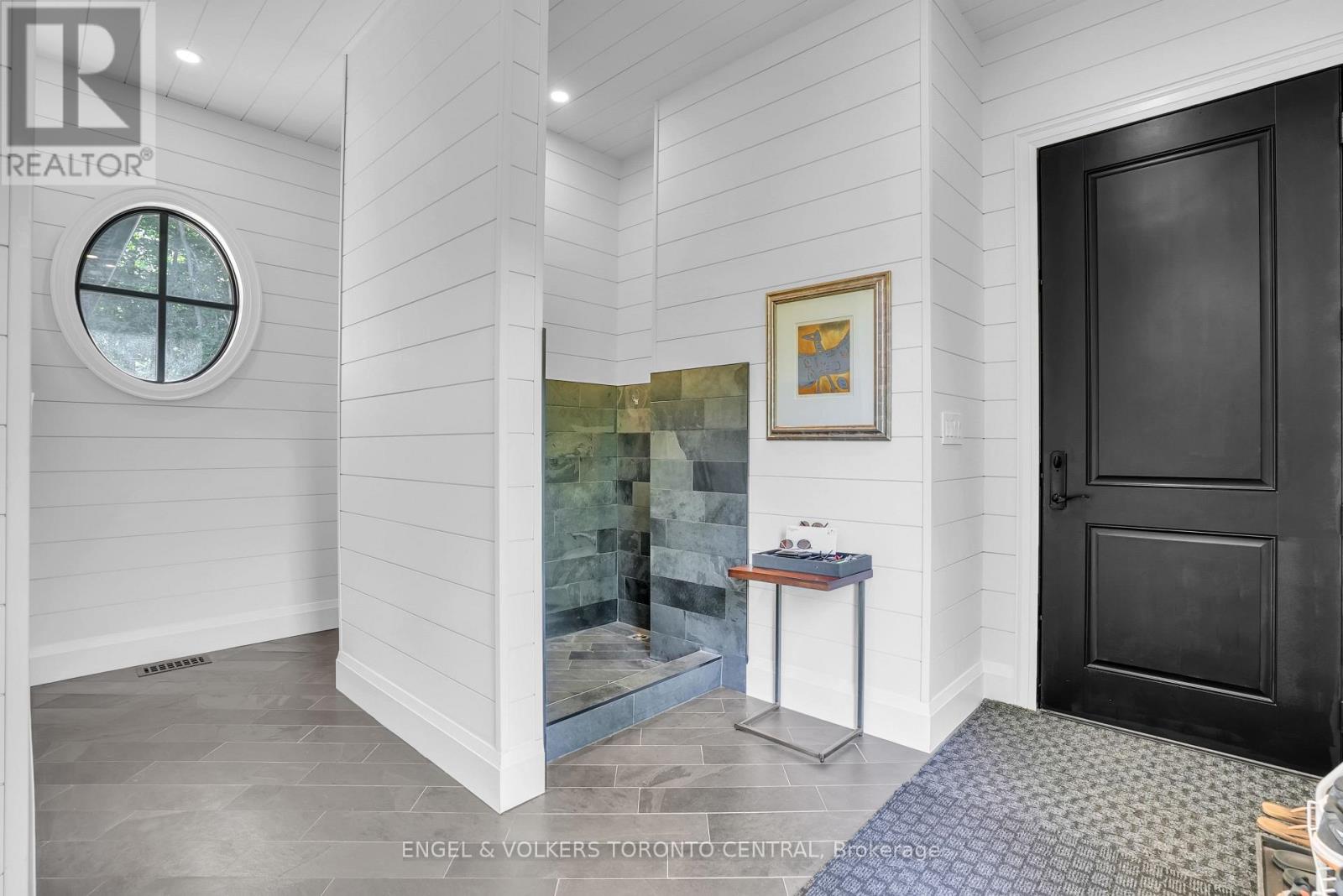 7 Apto Court, Springwater, Ontario  L0L 2K0 - Photo 21 - S13032964