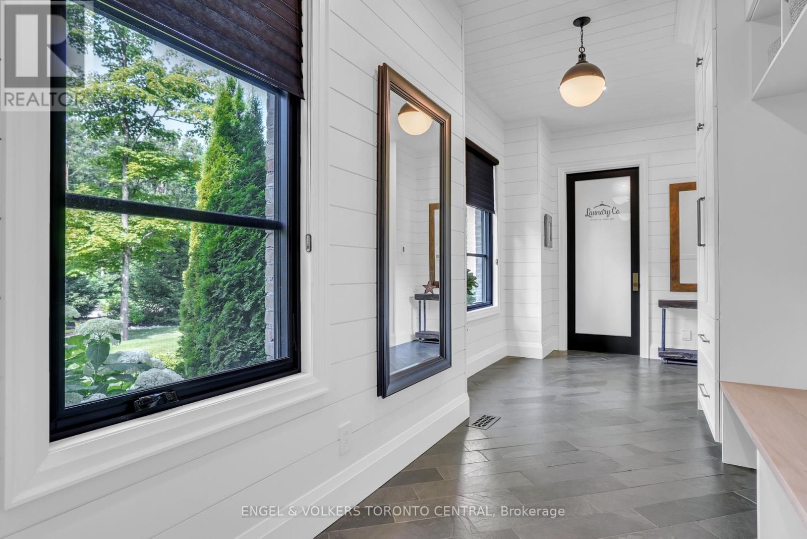 7 Apto Court, Springwater, Ontario  L0L 2K0 - Photo 19 - S13032964