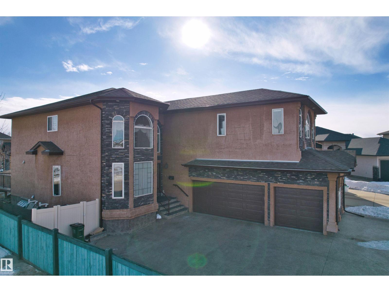 9203 160 Av NW, Edmonton, Alberta  T5Z 0A9 - Photo 4 - E4477538