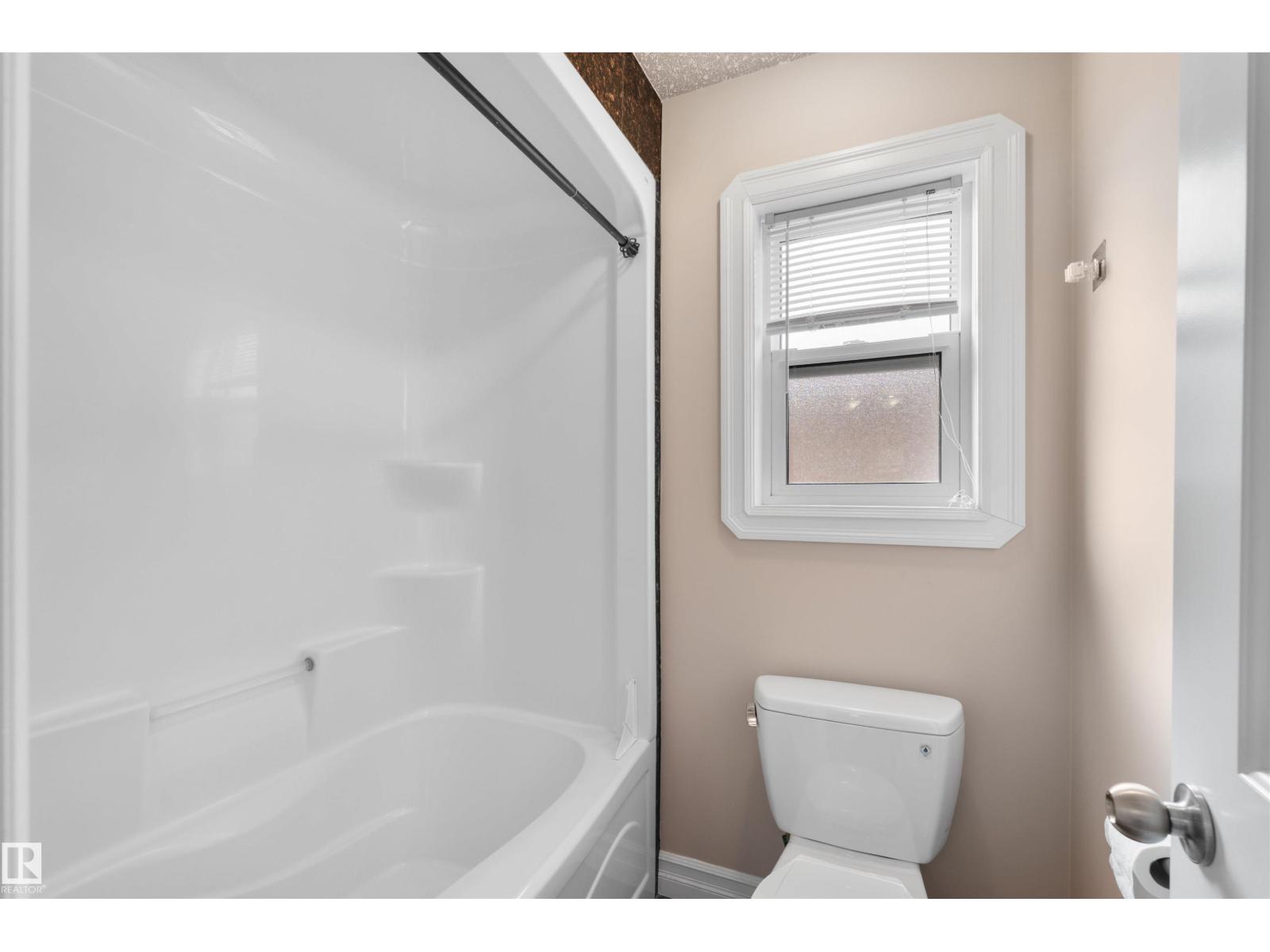 9203 160 Av NW, Edmonton, Alberta  T5Z 0A9 - Photo 30 - E4477538