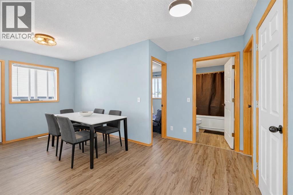 120 Creek Gardens Place NW, Airdrie, Alberta  T4B 2P7 - Photo 4 - A2294259