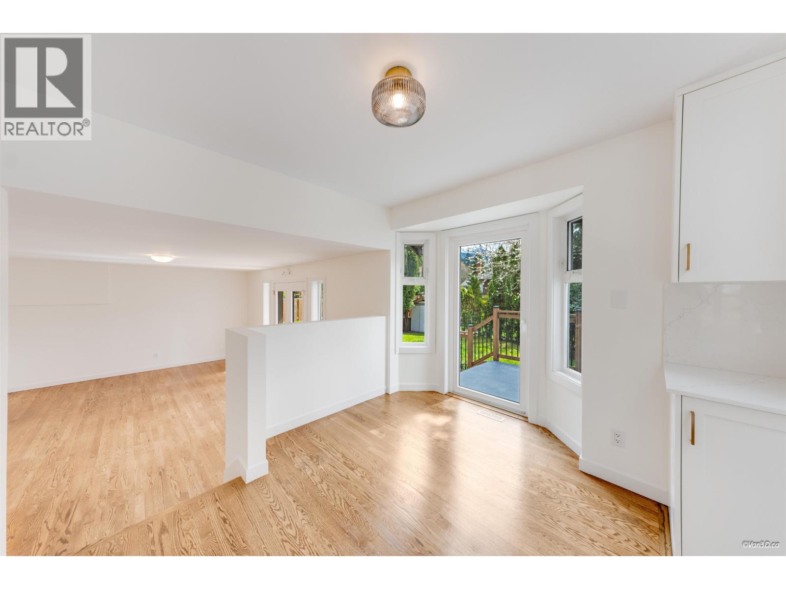 1004 Pia Road, Squamish, British Columbia  V0N 1T0 - Photo 11 - R3114959