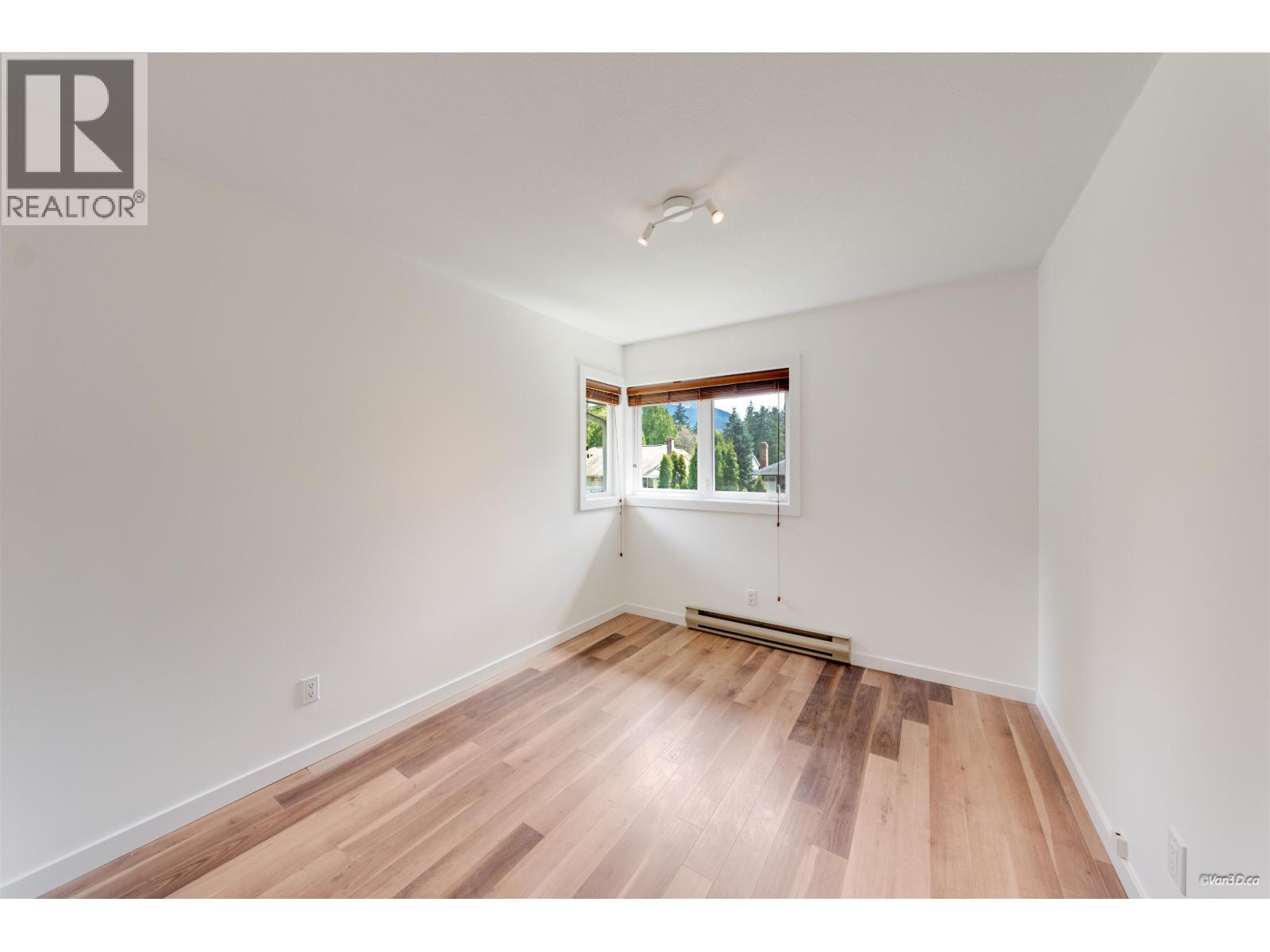 1004 Pia Road, Squamish, British Columbia  V0N 1T0 - Photo 19 - R3114959