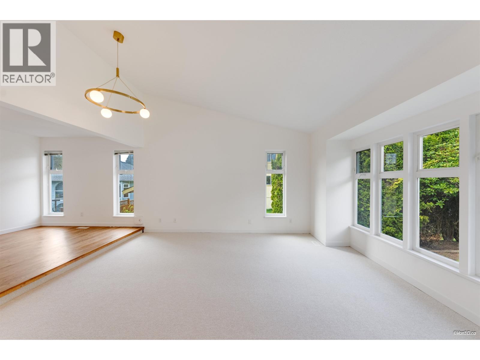 1004 Pia Road, Squamish, British Columbia  V0N 1T0 - Photo 4 - R3114959