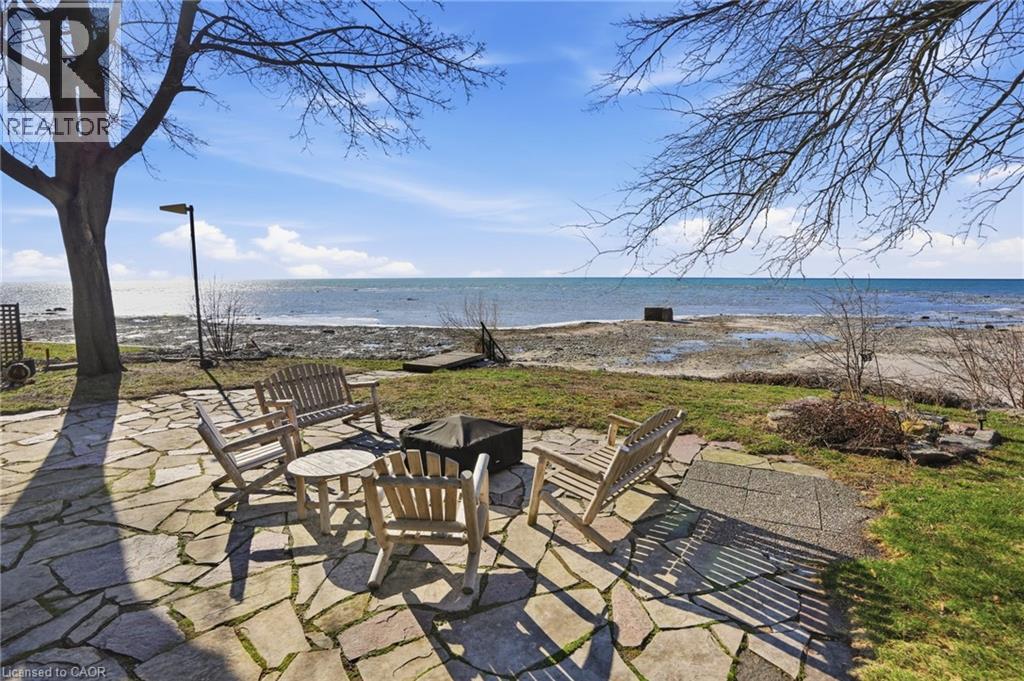 735 Sandy Bay Road, Dunnville, Ontario  N1A 2W6 - Photo 1 - 40805858