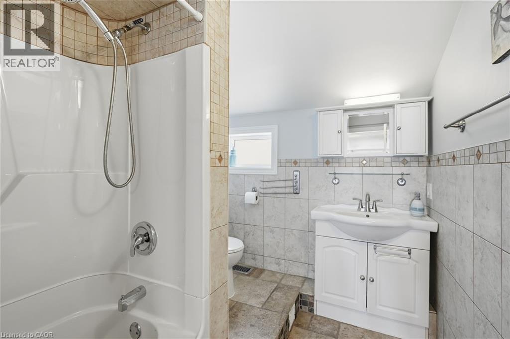 735 Sandy Bay Road, Dunnville, Ontario  N1A 2W6 - Photo 17 - 40805858