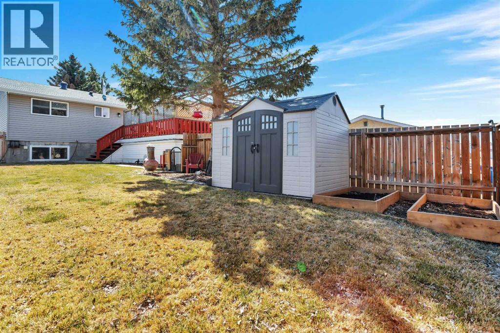 11 Pearson Crescent, Red Deer, Alberta  T4P 1L8 - Photo 38 - A2304050