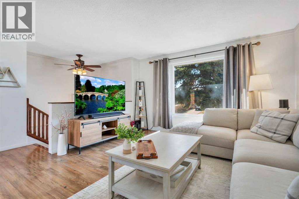 11 Pearson Crescent, Red Deer, Alberta  T4P 1L8 - Photo 5 - A2304050