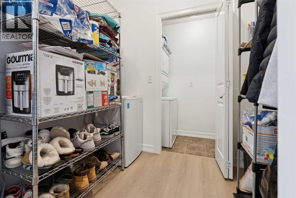 116, 117 Copperpond Common SE, Calgary, Alberta  T2Z 5E2 - Photo 15 - A2303201