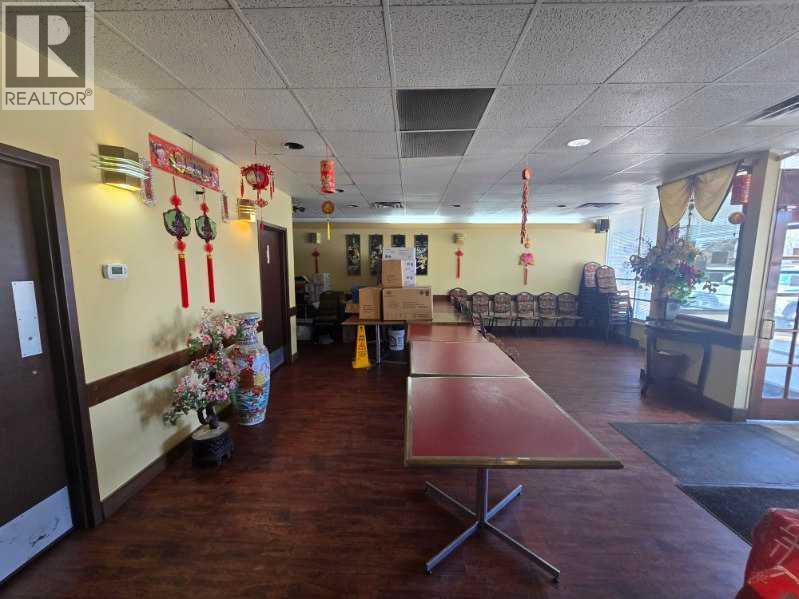 430 Acadia Drive SE, Calgary, Alberta  T2J 0A9 - Photo 3 - A2304444