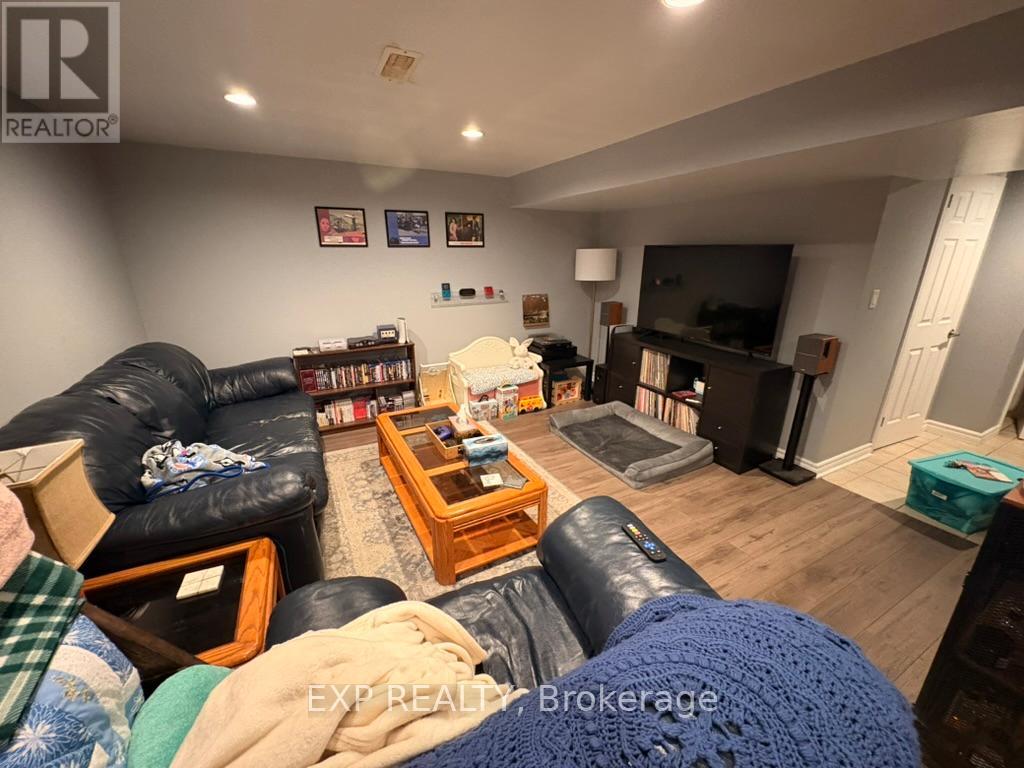 7b Clarendon Avenue, St. Catharines, Ontario  L2P 1G1 - Photo 24 - X13033404