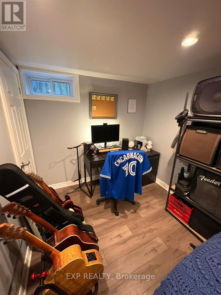 7b Clarendon Avenue, St. Catharines, Ontario  L2P 1G1 - Photo 25 - X13033404