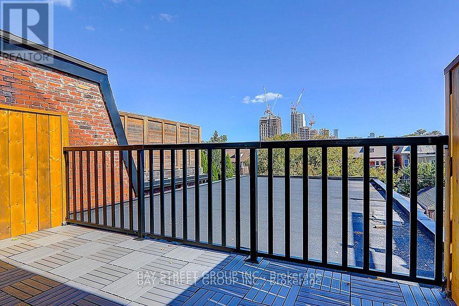 329 Clinton Street, Toronto, Ontario  M6G 2Y7 - Photo 24 - C12847242