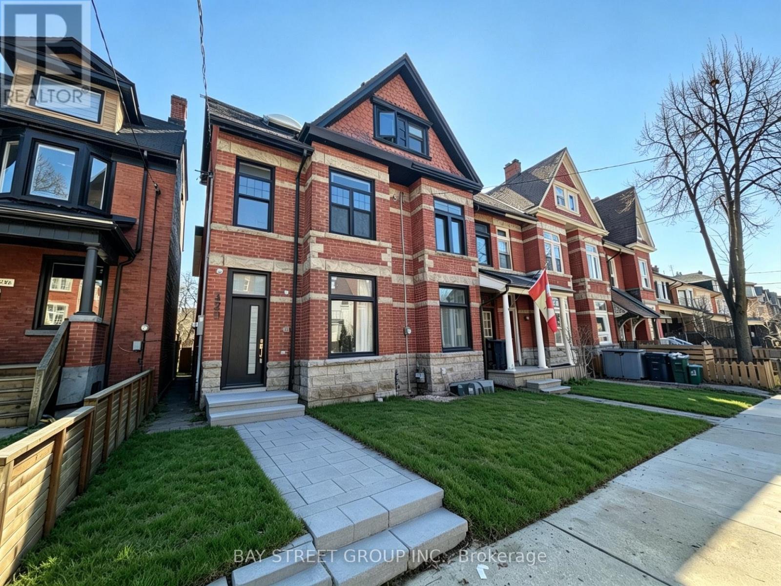 329 CLINTON STREET, Toronto, Ontario