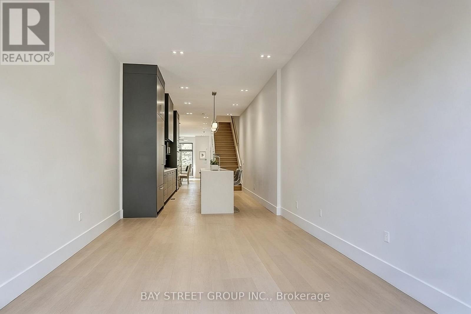 329 Clinton Street, Toronto, Ontario  M6G 2Y7 - Photo 10 - C12847242