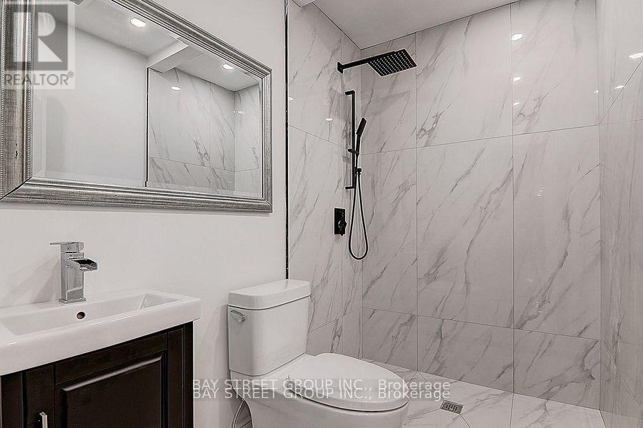 329 Clinton Street, Toronto, Ontario  M6G 2Y7 - Photo 28 - C12847242