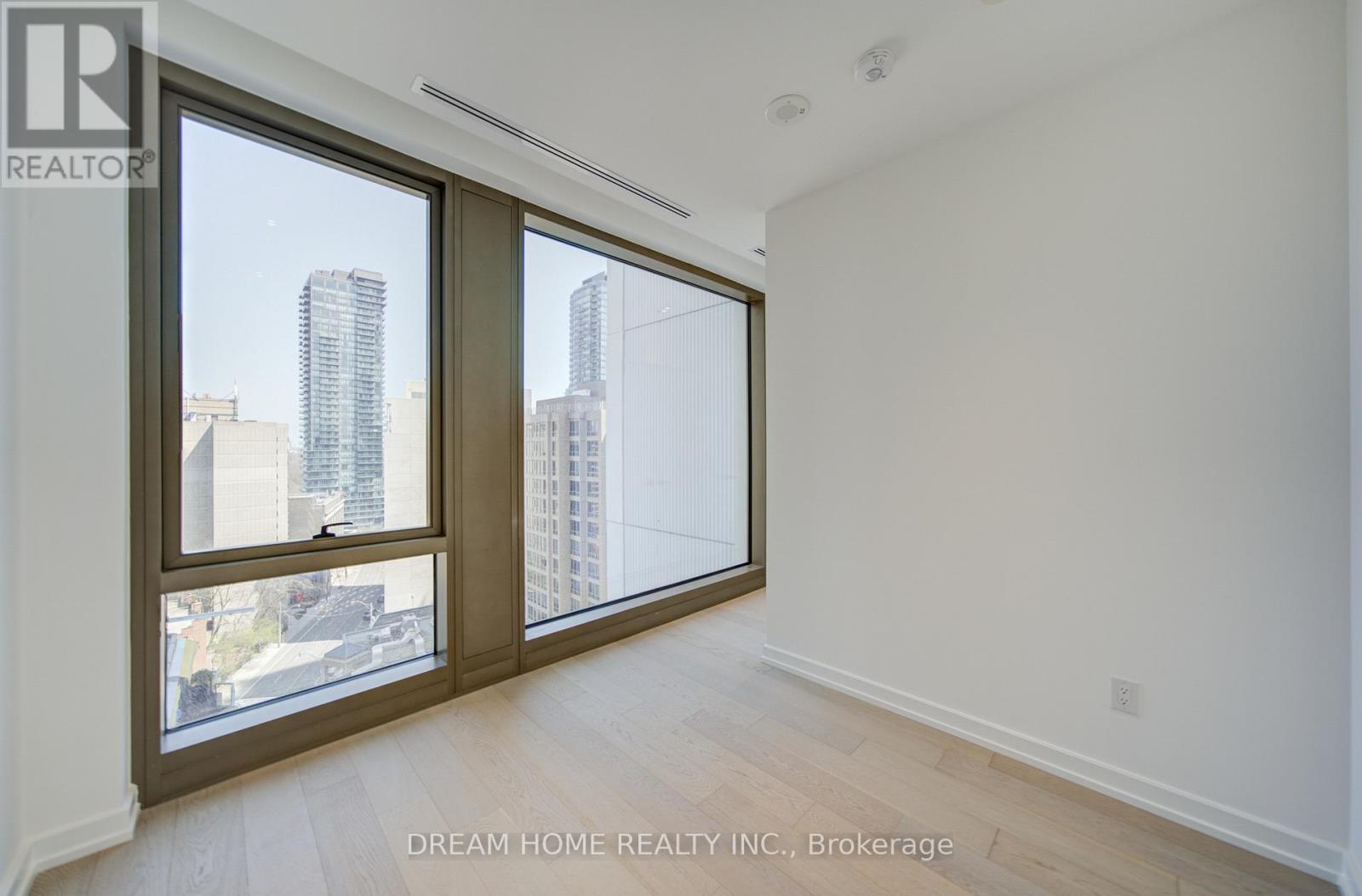 1202 - 1315 Bay Street, Toronto, Ontario  M5R 0E4 - Photo 32 - C12888116