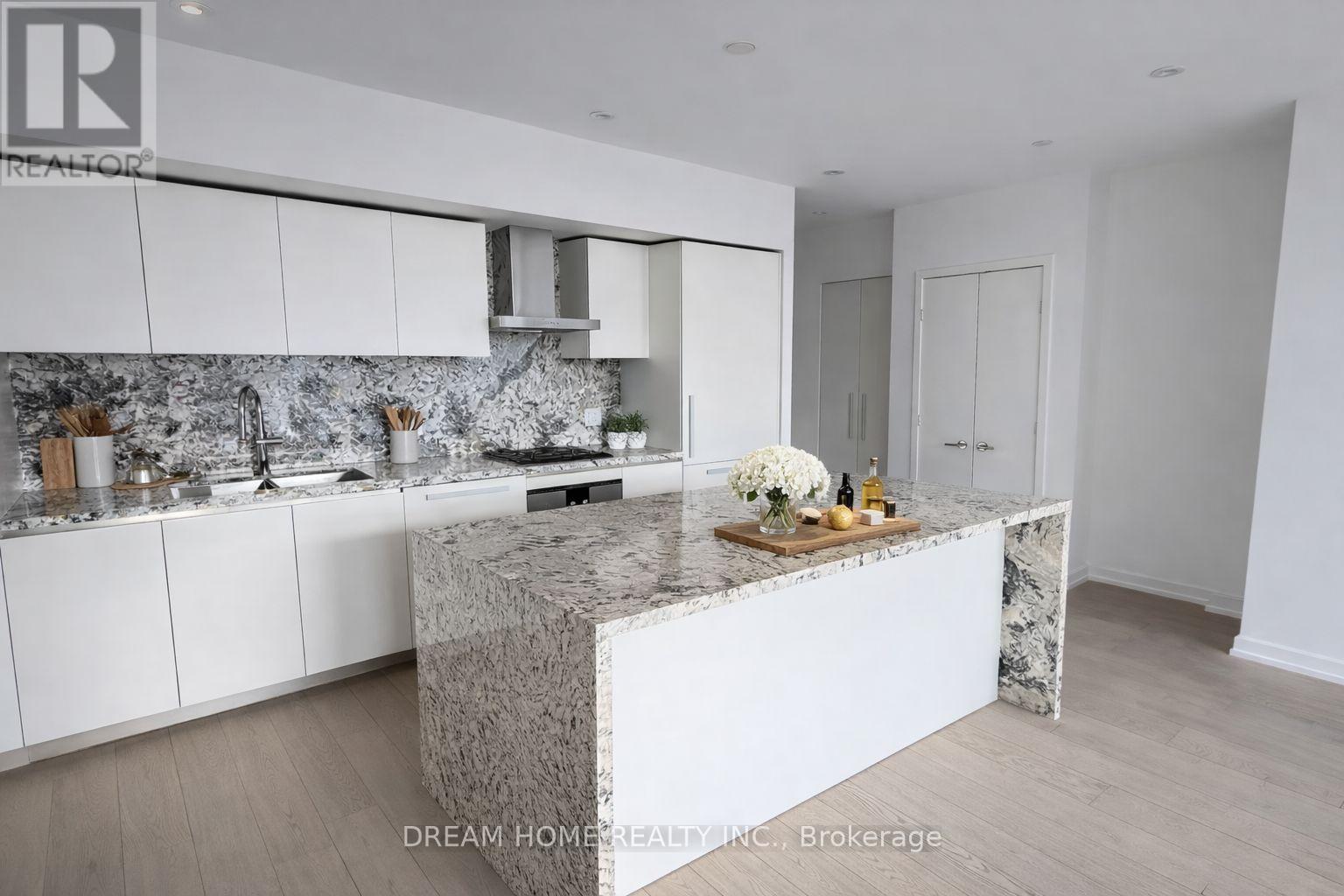 1202 - 1315 Bay Street, Toronto, Ontario  M5R 0E4 - Photo 37 - C12888116