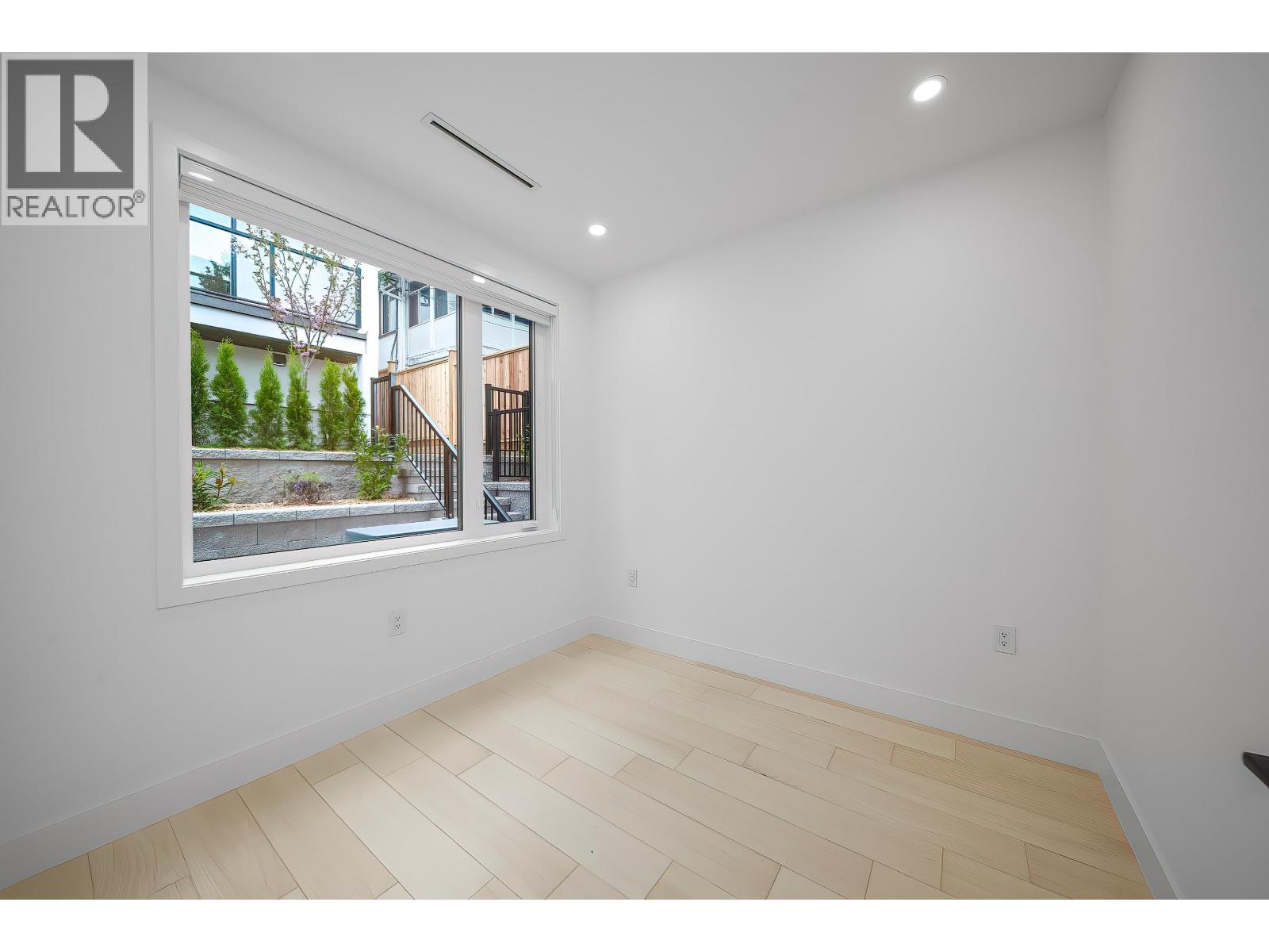 5593 Fleming Street, Vancouver, British Columbia  V5P 3G1 - Photo 21 - R3114974