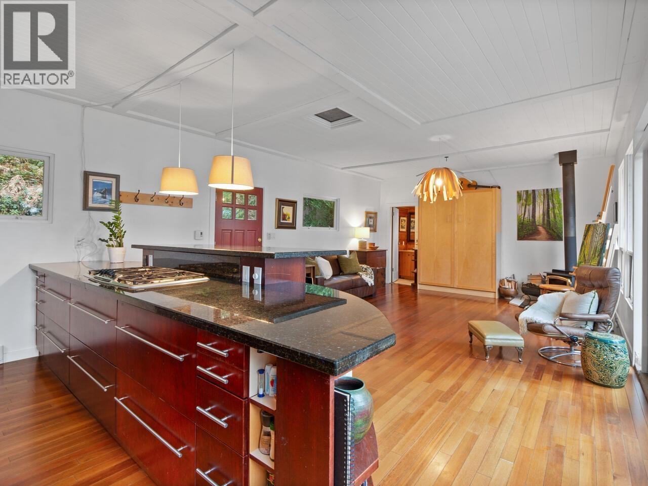 1482 Eagle Cliff Road, Bowen Island, British Columbia  V0N 1G1 - Photo 14 - R3114987