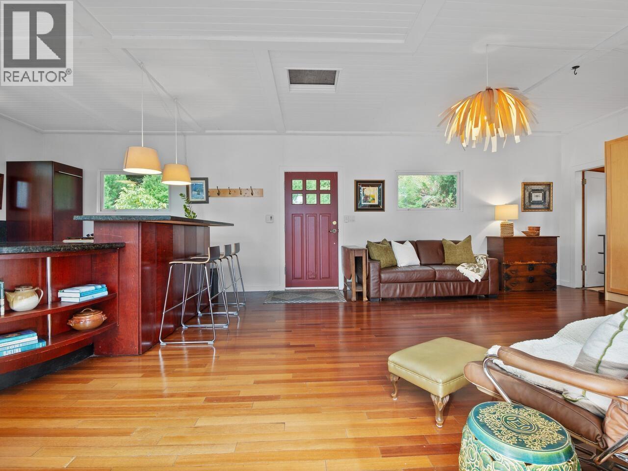 1482 Eagle Cliff Road, Bowen Island, British Columbia  V0N 1G1 - Photo 15 - R3114987