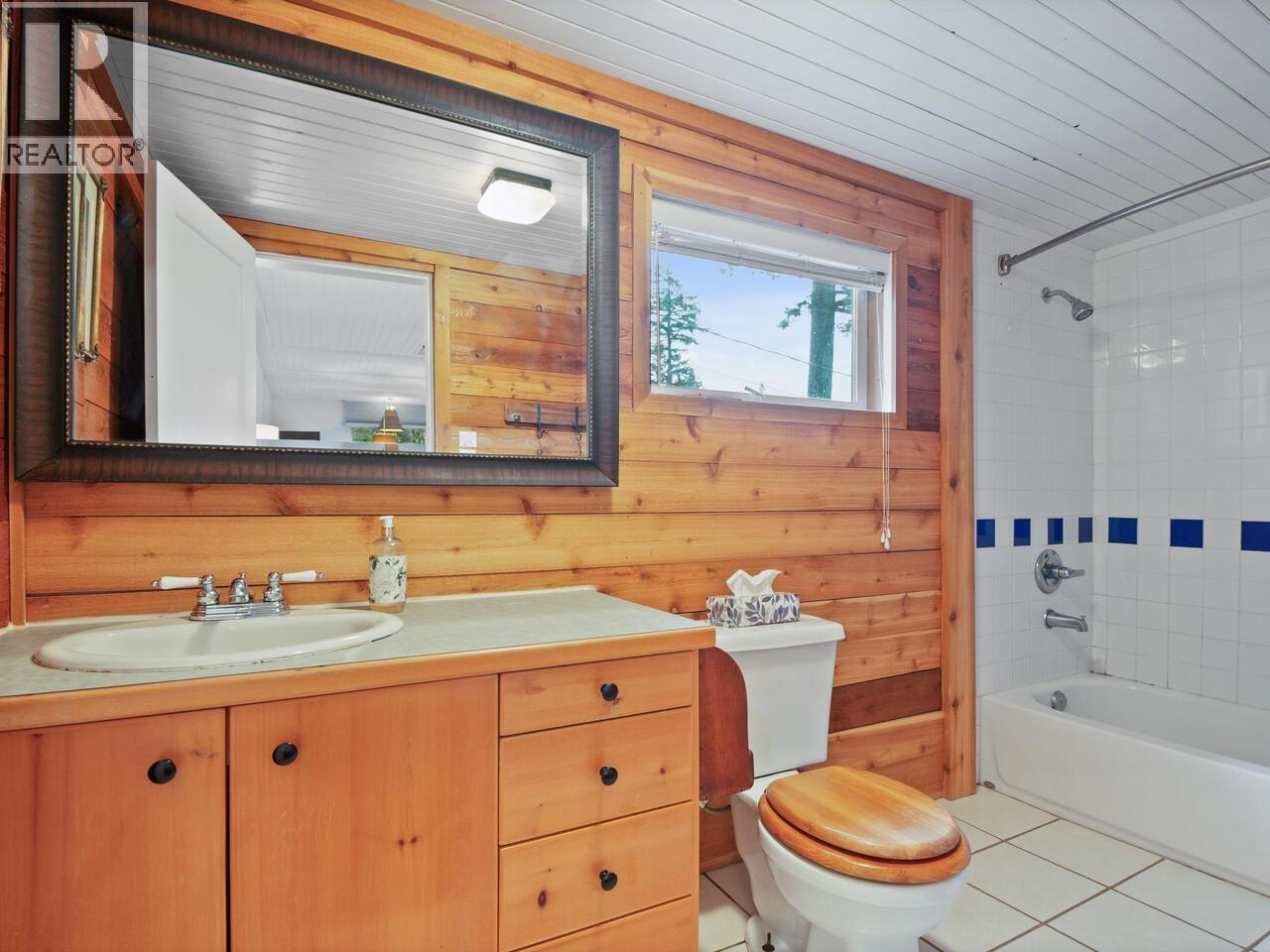 1482 Eagle Cliff Road, Bowen Island, British Columbia  V0N 1G1 - Photo 22 - R3114987