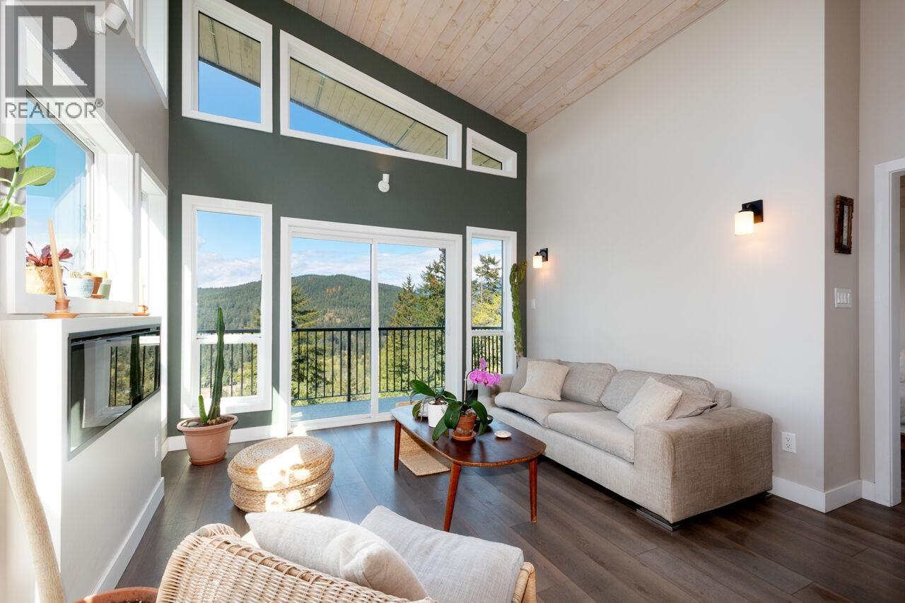 897 Rivendell Drive, Bowen Island, British Columbia  V0N 1G1 - Photo 5 - R3114988