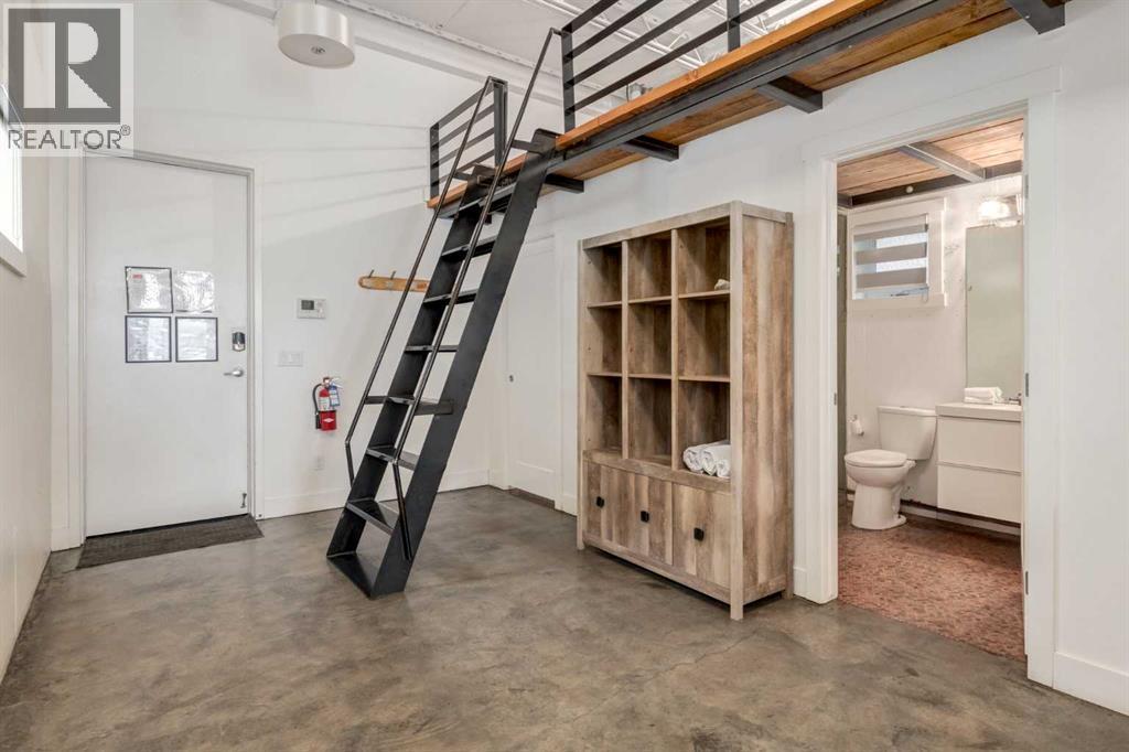 648 Mcdougall Road NE, Calgary, Alberta  T2E 4Z7 - Photo 15 - A2282170