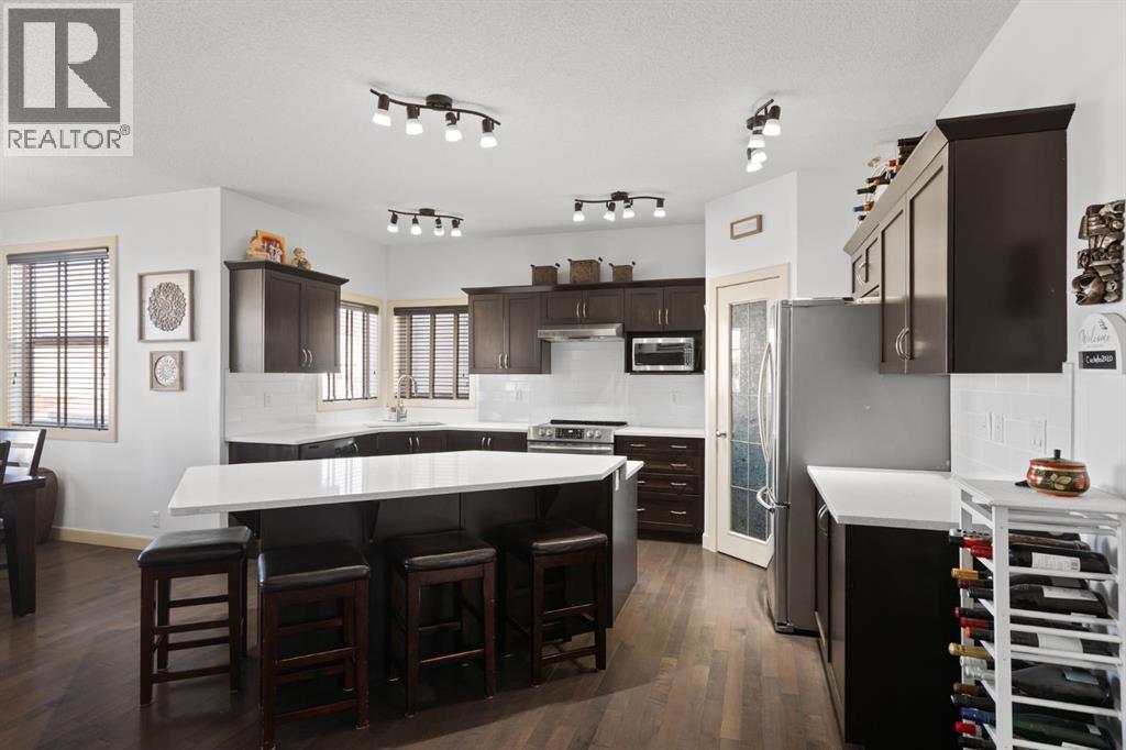 125 Seagreen Manor, Chestermere, Alberta  T1X 0E7 - Photo 7 - A2295360