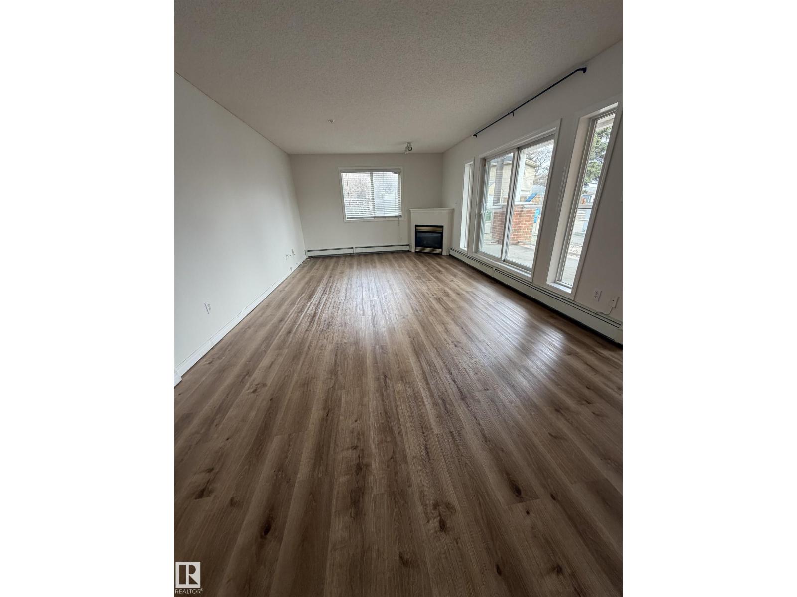 #104 8119 112 Av Nw Nw, Edmonton, Alberta  T5B 0G1 - Photo 6 - E4483651