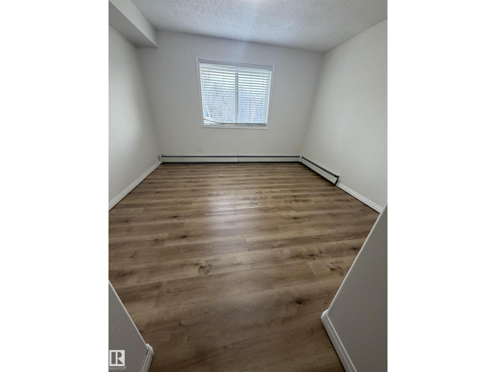 #104 8119 112 Av Nw Nw, Edmonton, Alberta  T5B 0G1 - Photo 8 - E4483651