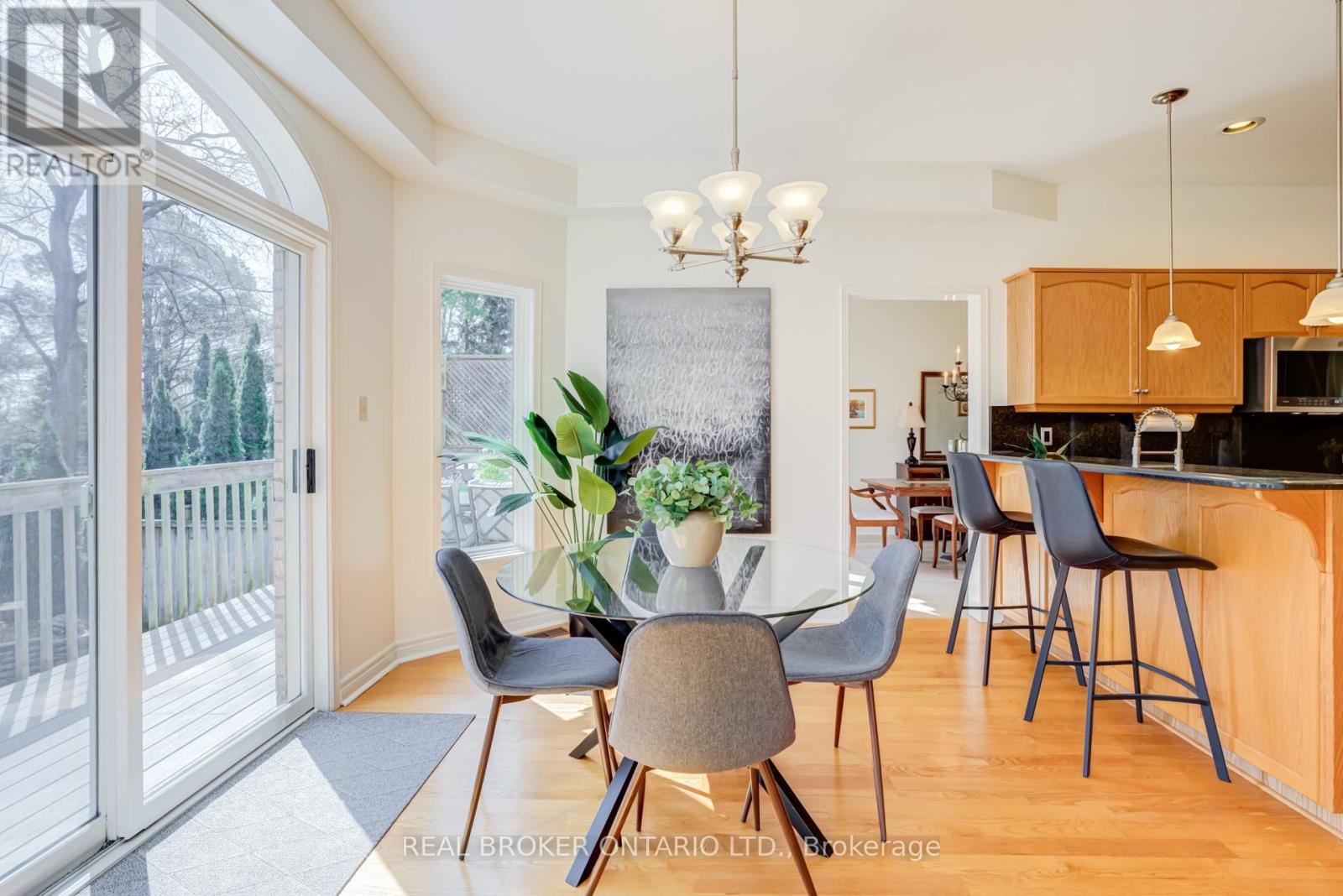 886 Darwin Drive, Pickering, Ontario  L1X 2P8 - Photo 12 - E13033424