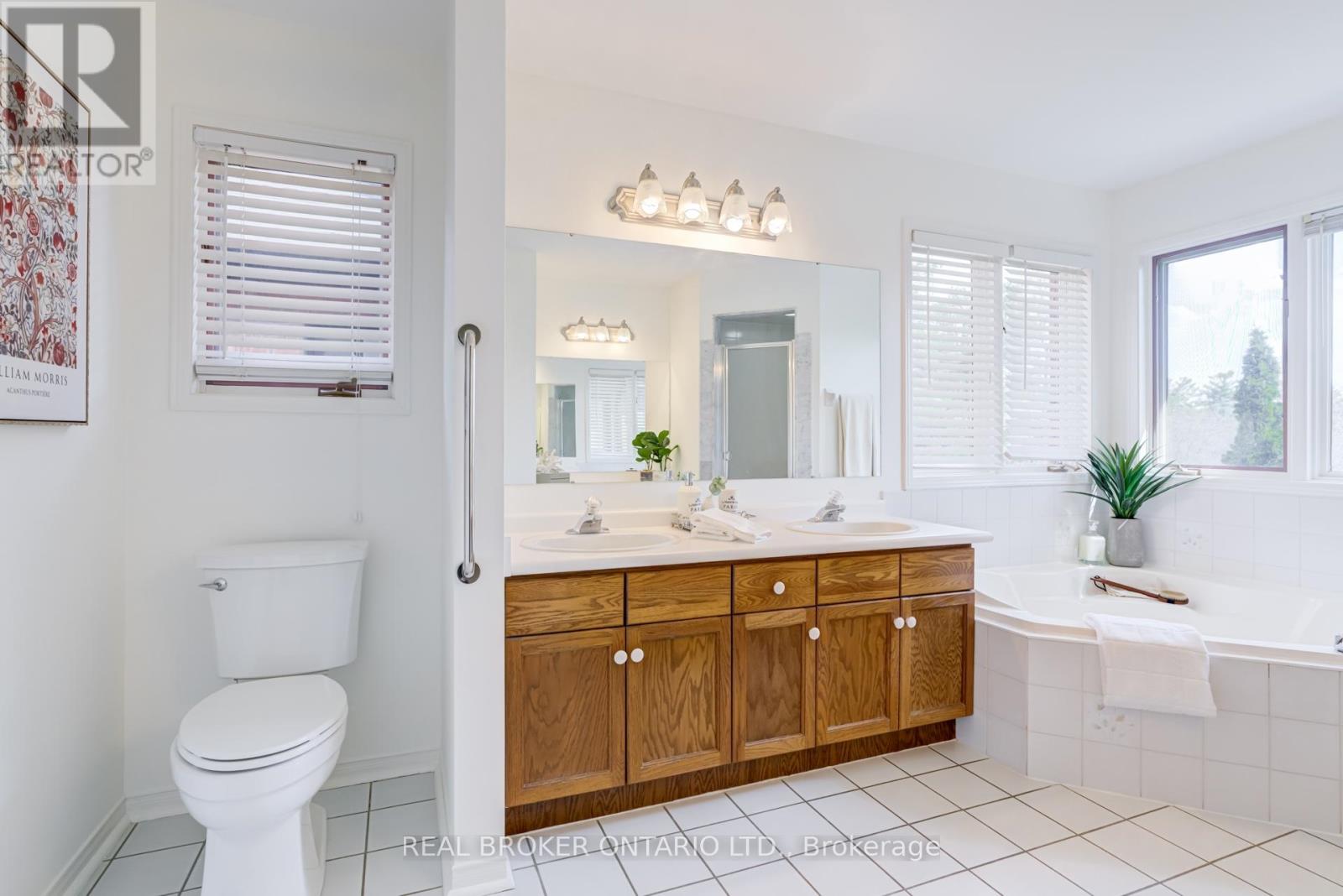 886 Darwin Drive, Pickering, Ontario  L1X 2P8 - Photo 22 - E13033424