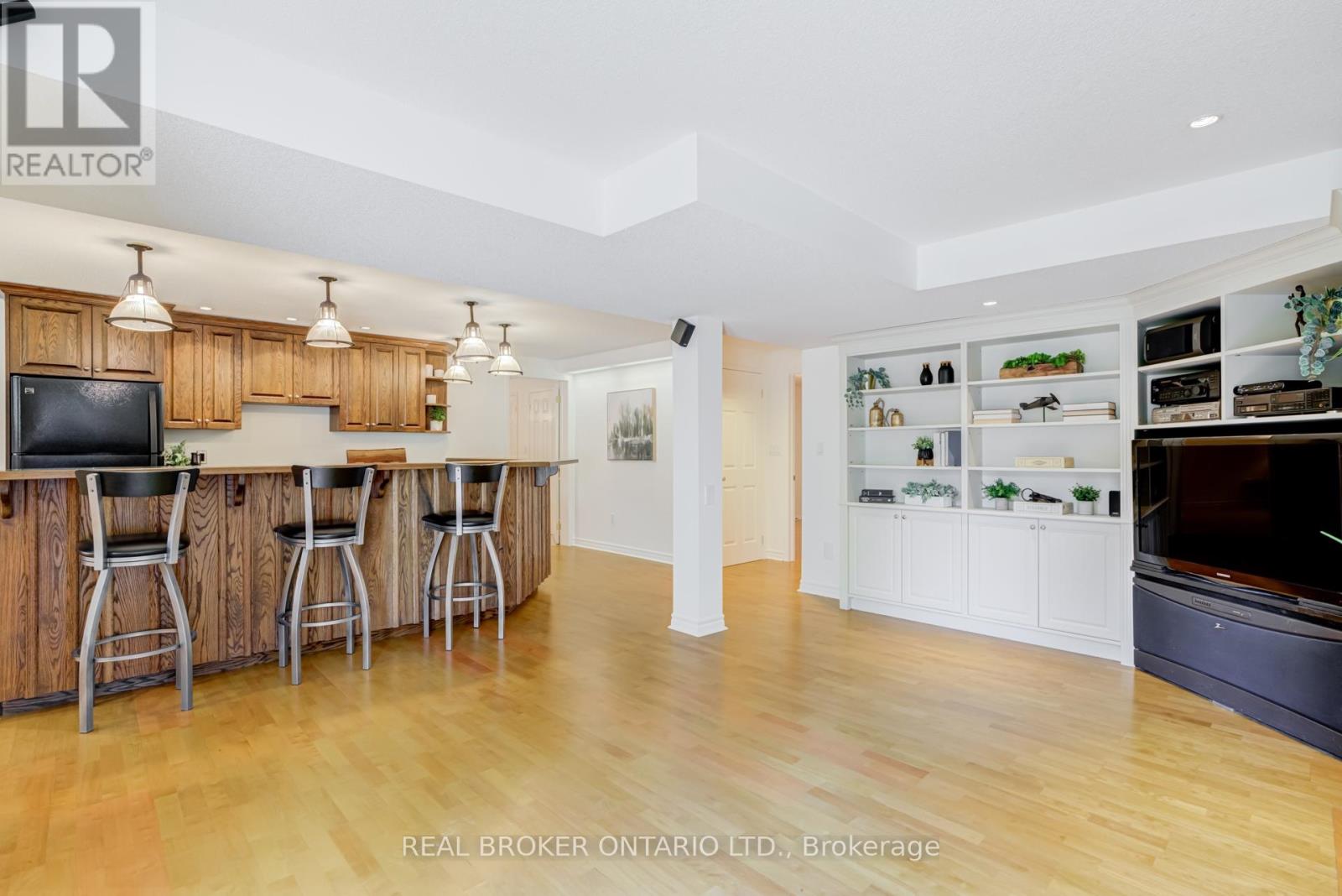 886 Darwin Drive, Pickering, Ontario  L1X 2P8 - Photo 36 - E13033424