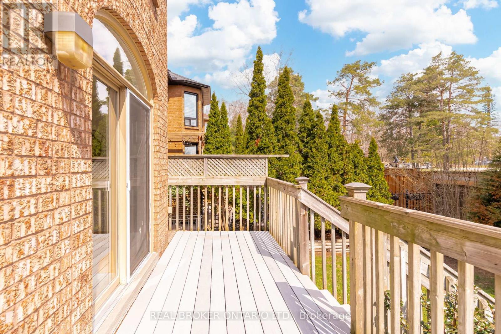 886 Darwin Drive, Pickering, Ontario  L1X 2P8 - Photo 46 - E13033424