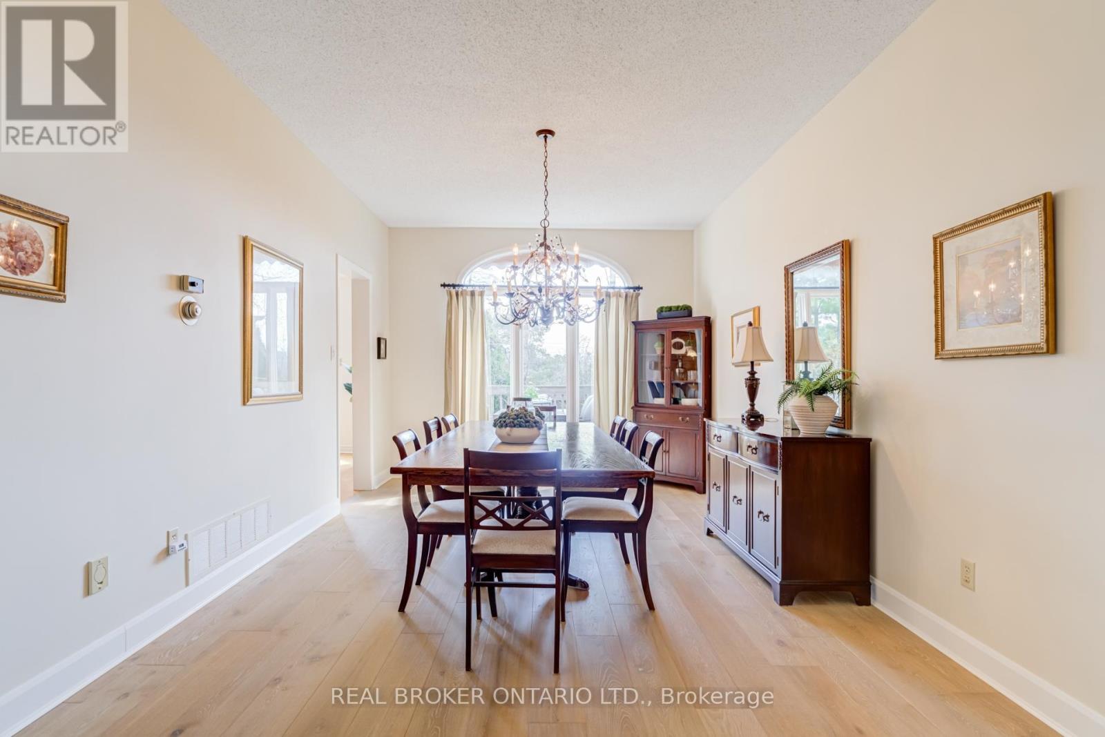 886 Darwin Drive, Pickering, Ontario  L1X 2P8 - Photo 6 - E13033424