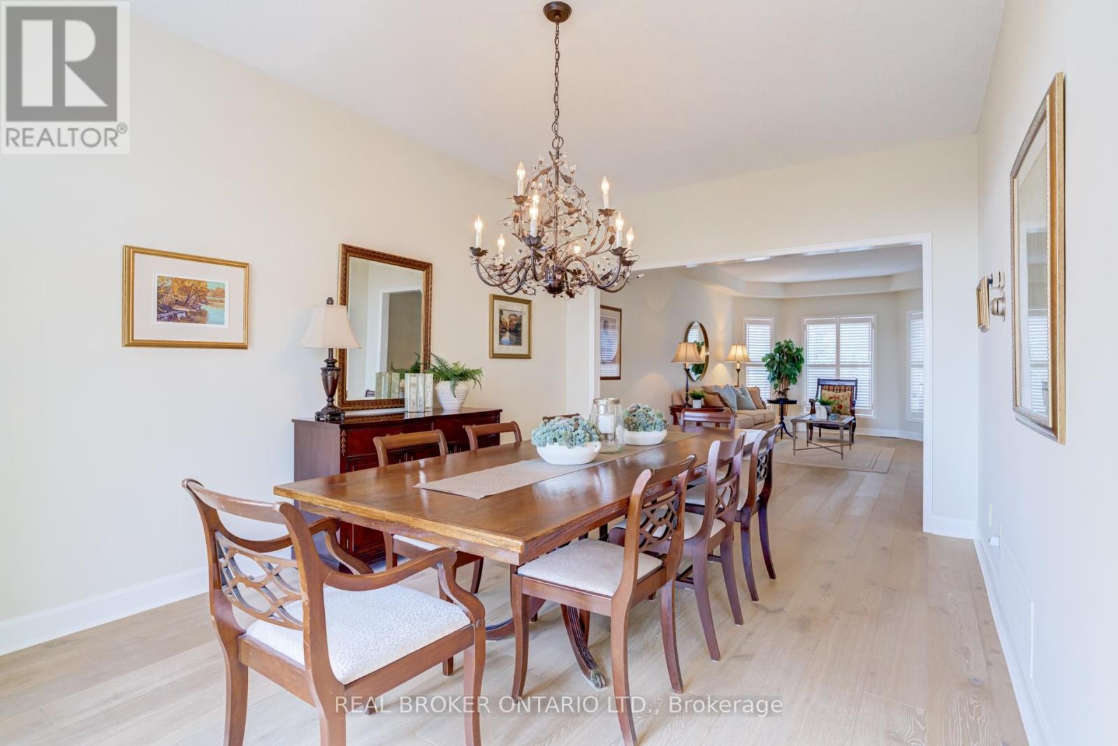 886 Darwin Drive, Pickering, Ontario  L1X 2P8 - Photo 7 - E13033424