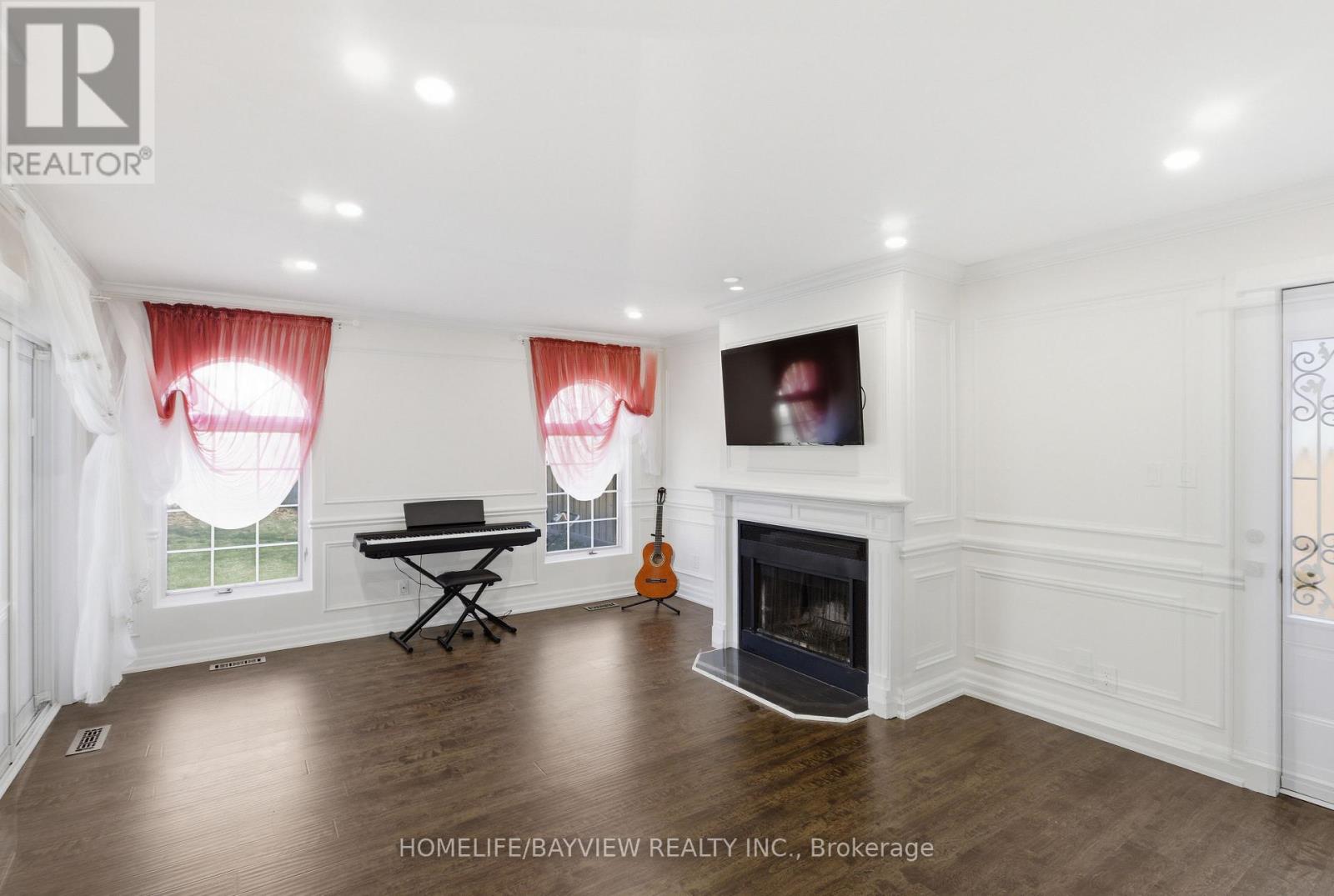 70 Royal Orchard Boulevard, Markham, Ontario  L3T 3C5 - Photo 9 - N13033408