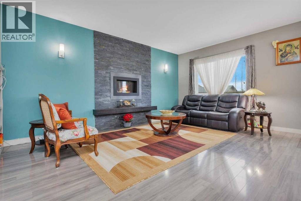 360 Kingston Drive, Red Deer, Alberta  T4P 0H2 - Photo 4 - A2302646