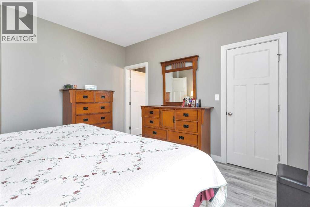 360 Kingston Drive, Red Deer, Alberta  T4P 0H2 - Photo 21 - A2302646