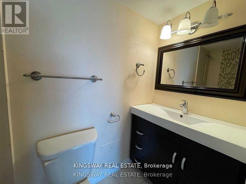 509 - 350 Webb Drive N, Mississauga, Ontario  L5B 3W4 - Photo 12 - W13033420