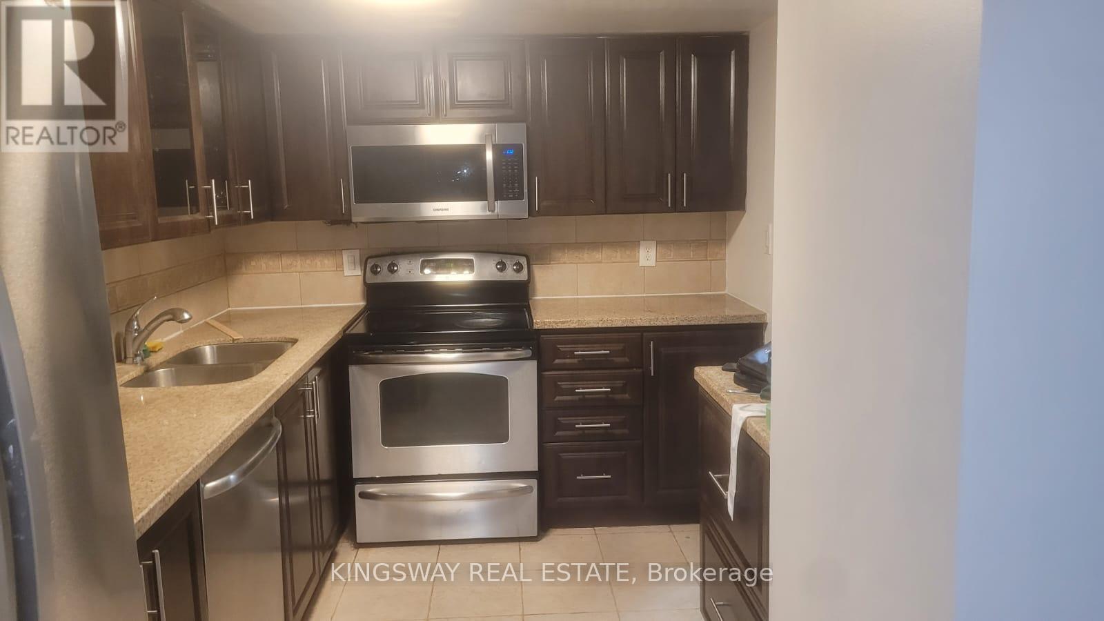 509 - 350 Webb Drive N, Mississauga, Ontario  L5B 3W4 - Photo 5 - W13033420