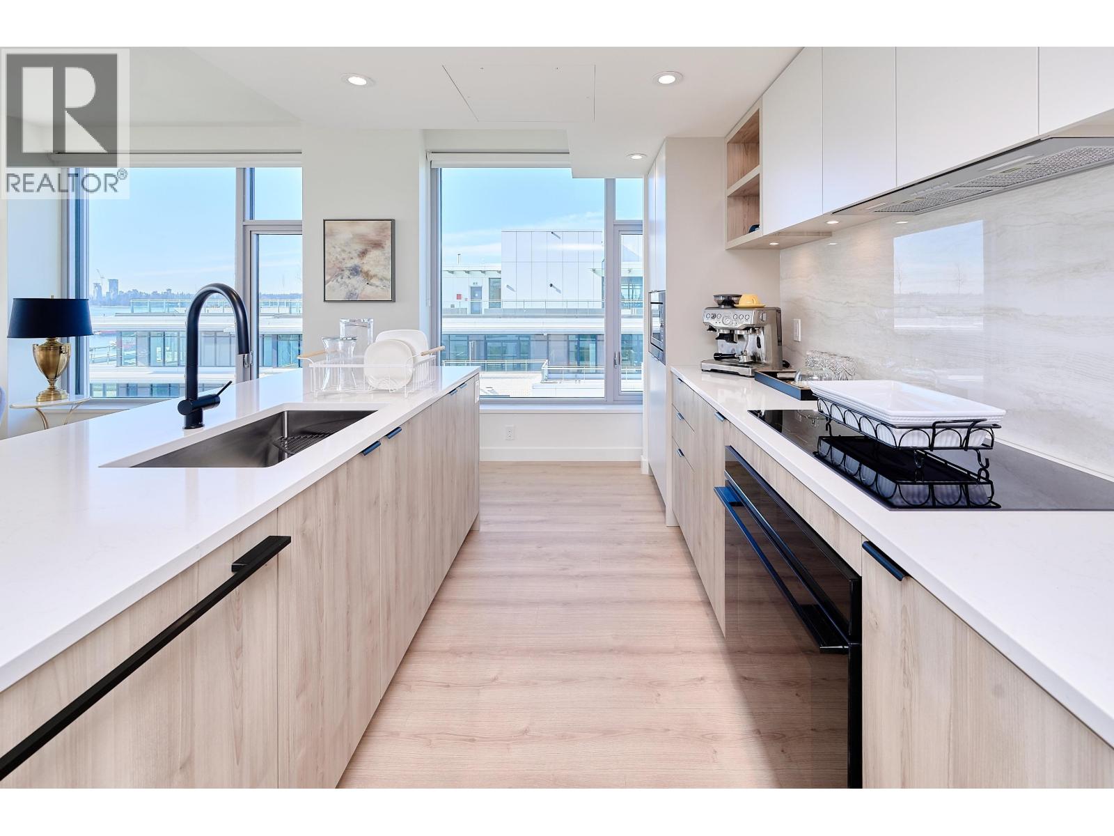 807 755 Harbourside Drive, North Vancouver, British Columbia  V7P 0G1 - Photo 14 - R3114949