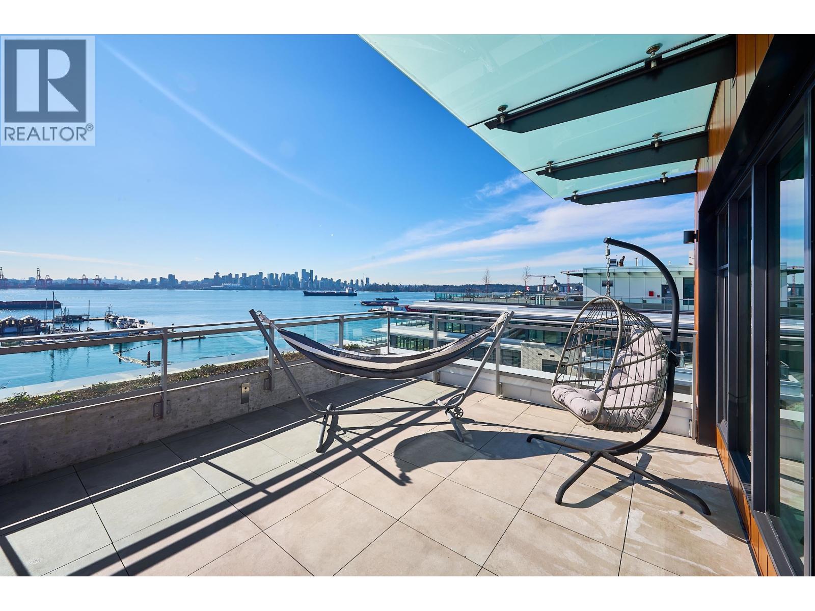 807 755 Harbourside Drive, North Vancouver, British Columbia  V7P 0G1 - Photo 2 - R3114949