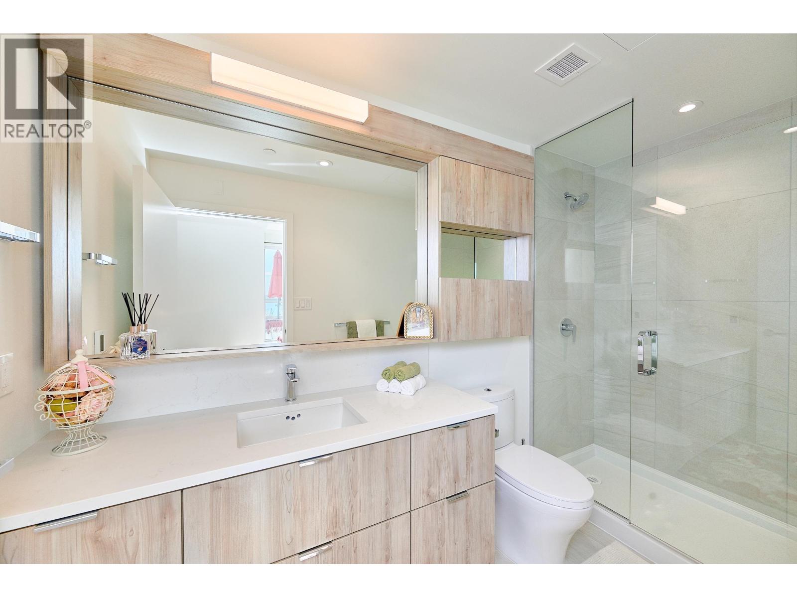 807 755 Harbourside Drive, North Vancouver, British Columbia  V7P 0G1 - Photo 27 - R3114949