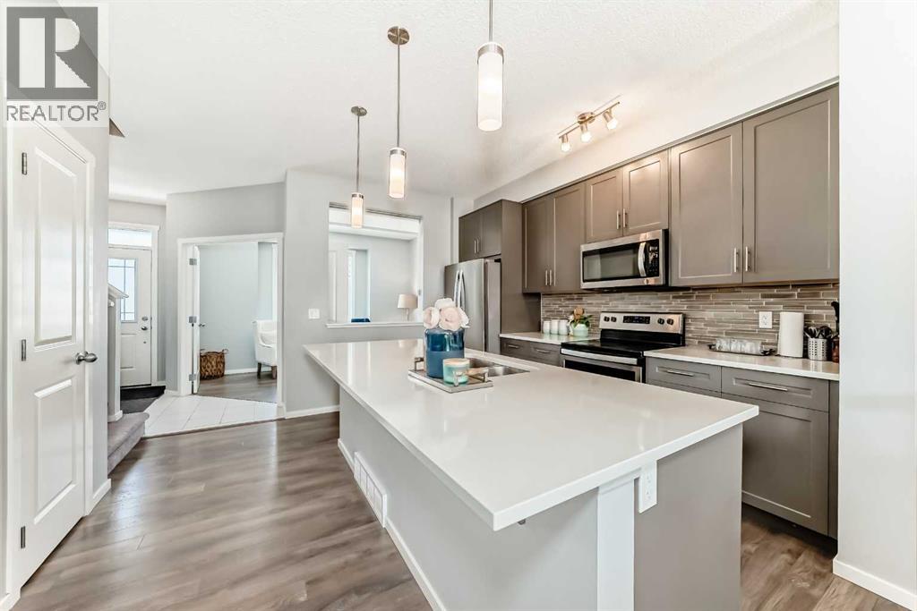 462 Walgrove Way SE, Calgary, Alberta  T2X 4E9 - Photo 7 - A2303333