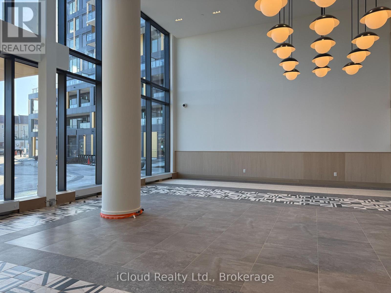 211 - 4878 Powers Common, Burlington, Ontario  L7M 2B4 - Photo 4 - W12987130