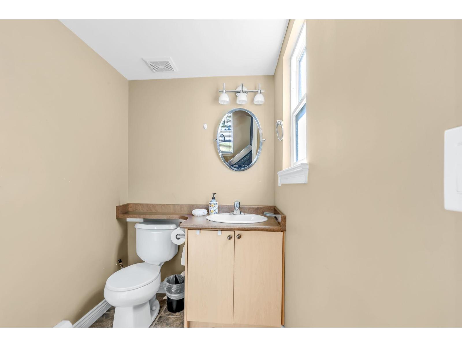 2690 Victoria Street, Abbotsford, British Columbia  V2T 2T5 - Photo 22 - R3113899